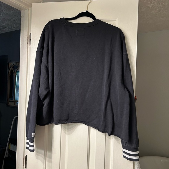 American Eagle Tailgate Women's Clemson Tigers Tipped Raw Hem Sweatshirt - Picture 3 of 4